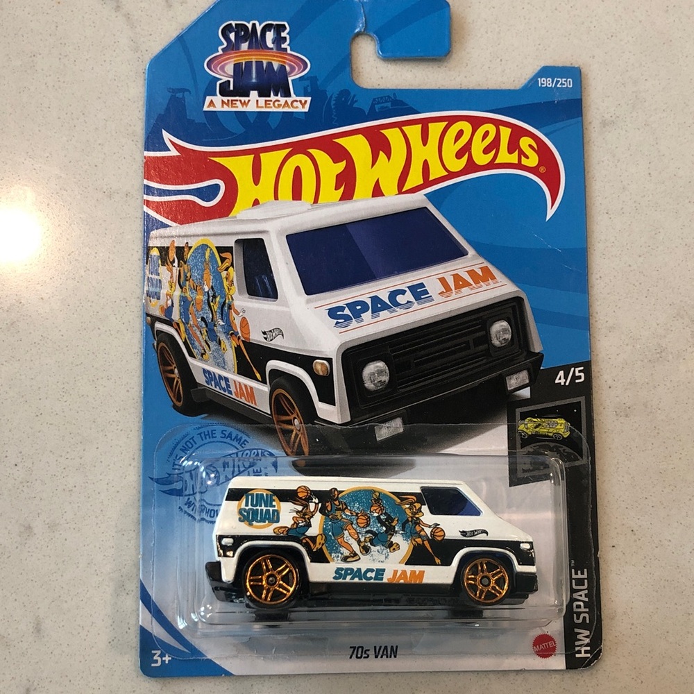 Space Jam 70s Van - White and Black